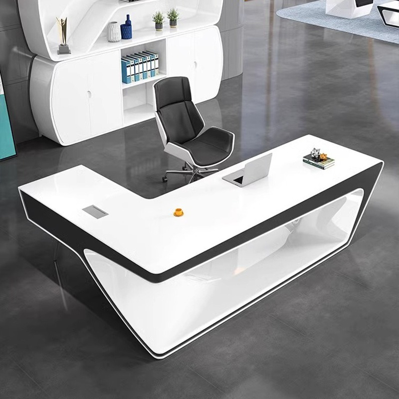 Designer Paint President Table - Office Management Technology recension och pris